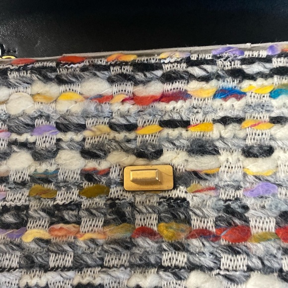 Tory Burch🌼NEW Kira Tweed chain wallet multicolor - Picture 7 of 15
